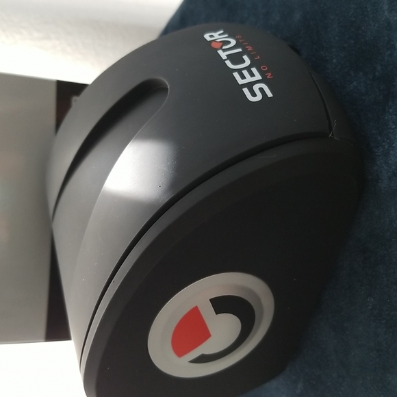 Sector men watch. New in its original box. Black leather band. - Picture 4 of 4